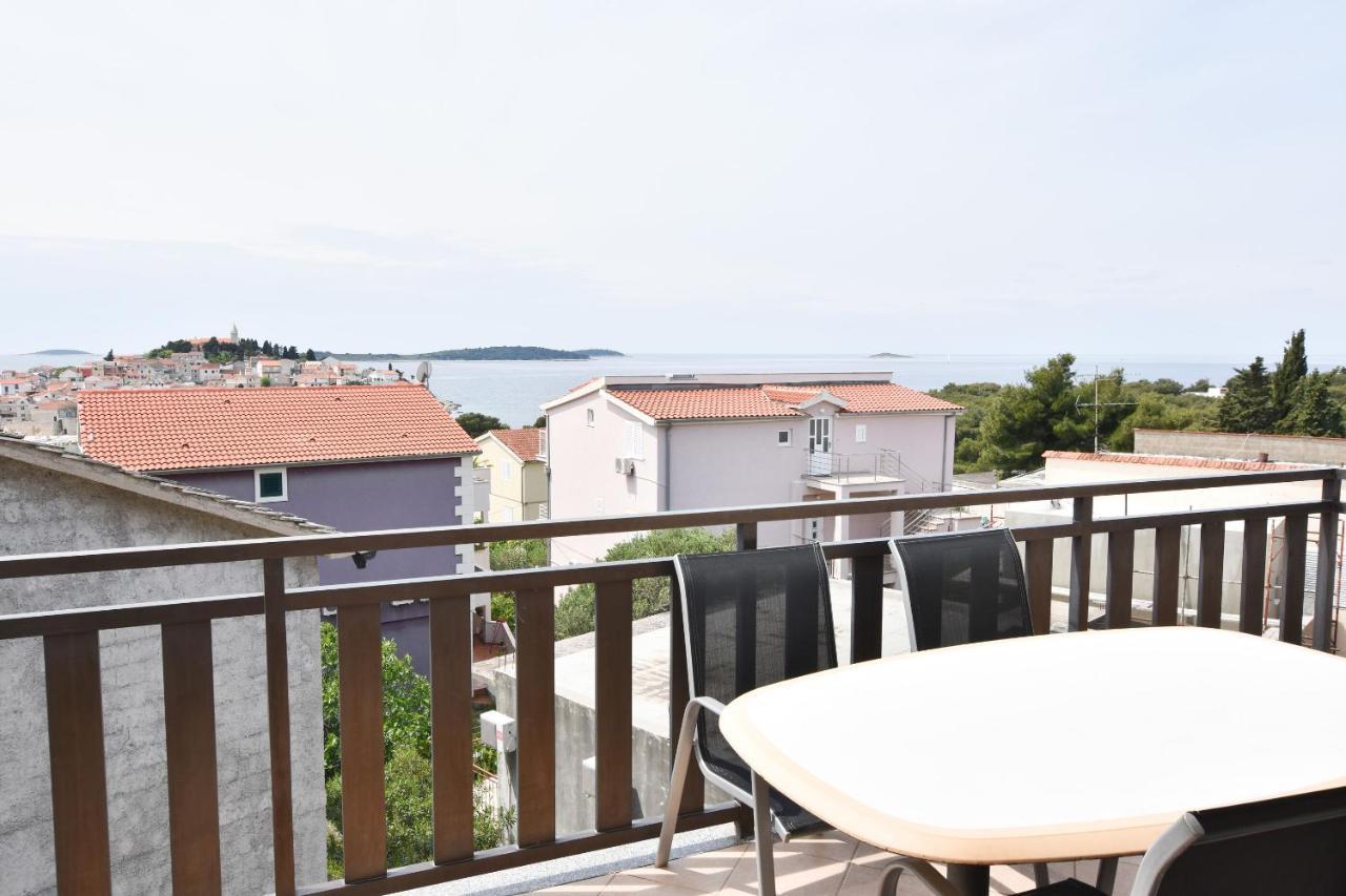 Apartments Karmen I Primošten Exterior foto